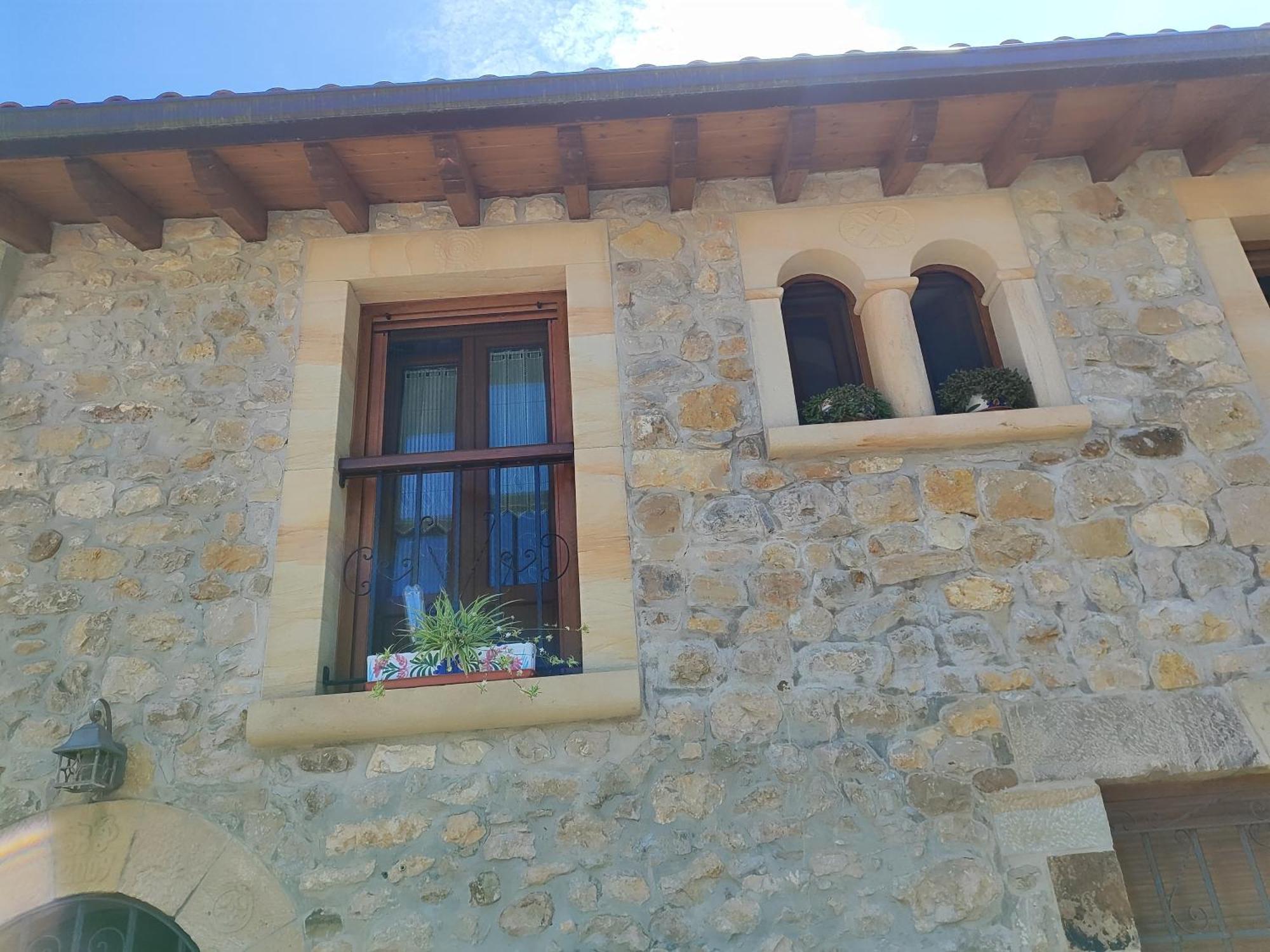Pension Los Pasiegos Reocín Exterior foto